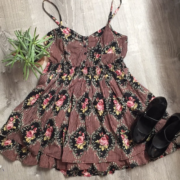 Mini Dress doll dress style - Picture 2 of 4